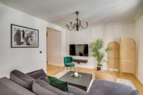Beautiful apartment for 8 people by Weekome